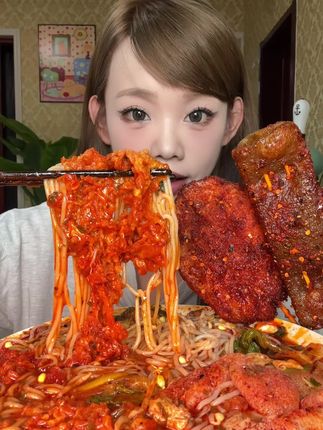 泡椒米线小炸串 #美食 #夜宵吃什么 #今天吃啥 #吃货日常 #深夜偷吃