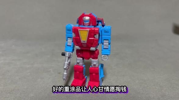 重涂品的最高境界就是看起来像是忘上色了!麦克法兰《黑暗之夜金属》黑白锐色版 狂笑蝙蝠#麦克法兰#狂笑之蝠#dc#蝙蝠侠#玩具