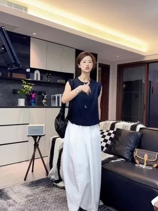 百搭洋气时尚显瘦遮肉气质木耳边设计感宽松休闲轻熟减龄上衣
