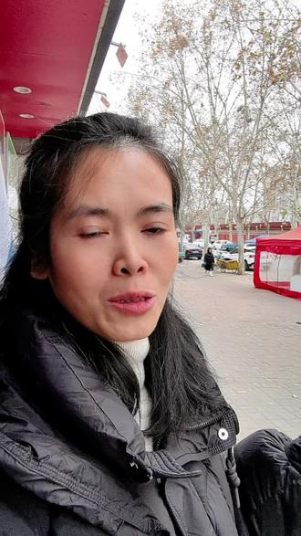 据说河南有的地方,周一预报的有雪学校都让放假了,这濮阳的雪左等右等也不见影子,不知道飘到哪了🤣#河南濮阳#金苹果#下雪了注意保暖 #雪球夹