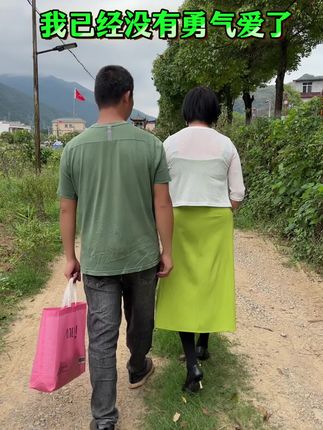 他转身那一举动,我已经不爱了#万万没想到 #正能量 #搞笑 #情感 #家庭