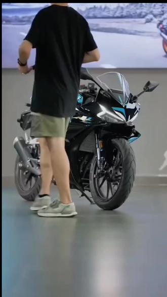 凯越刺鸟250RR改装定风翼风刀321RR定风翼导流板扰流板装饰前唇