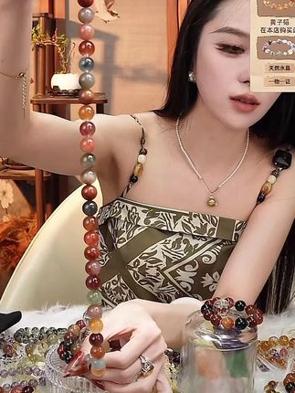 #项链#无限回购的宝藏单品#早秋穿搭三分钟出门不是梦#水晶