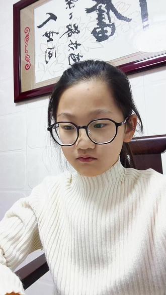 #让朗诵成为一种习惯 一、爱丽丝漫游奇境 第一章 掉入兔子洞