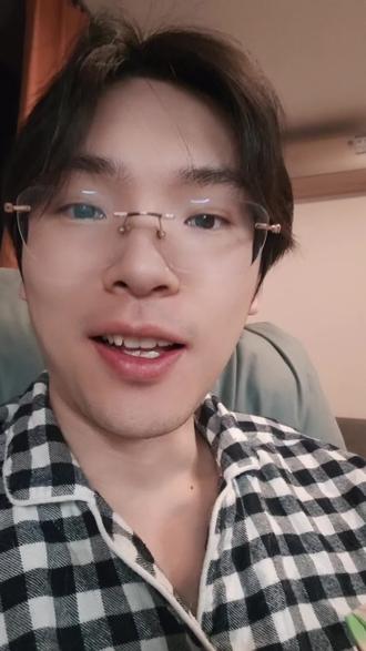 香蕉撞奶 #蜜雪冰城 种草推荐!香蕉撞奶!一定要加奥利奥碎!真的很有一番风味哦~#种草 #奥利奥 #奶茶 #饮料