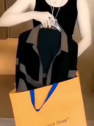 #开衫外套 #秋季穿搭 #时尚穿搭 #显瘦穿搭 #洋气上档次
