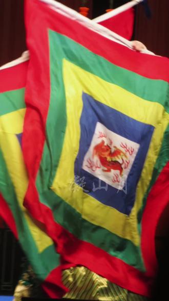 (东北战神今晚是齐天大圣)常东《闹天宫》出场和醉花阴#京剧#常东#闹天宫@抖音小助手 @抖音创作灵感 @抖音创作小助手