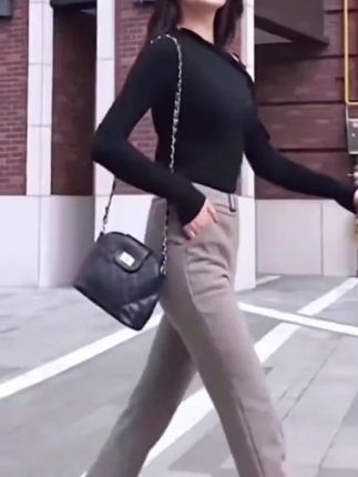 毛呢微喇裤女2025秋冬新款高腰垂感显瘦百搭修身加厚休闲直筒裤子#爆款热卖中 #微喇裤