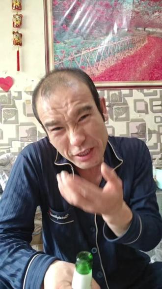 陕西方言,在陕西锤子的万能用法#陕西搞笑方言#陕西方言#搞笑视频#陕西方言搞笑