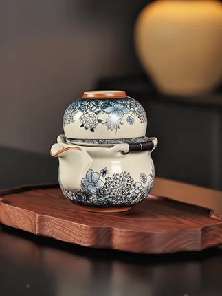 #青花汝窑旅行茶具 #青花汝窑手抓壶 #缠枝莲手抓壶套装 #茶器之美 #高端茶器