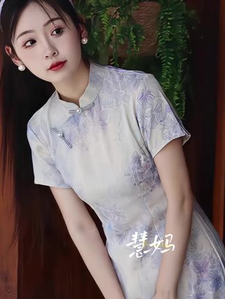 俏娘鱼2025夏季新款紫色复古新中式改良短袖旗袍女日常可穿年轻款#新中式旗袍#紫色旗袍 #旗袍秀一秀女子好温柔 #俏娘鱼