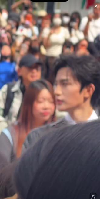 开机大吉。
录屏切片。
#张翅#金丝雀养成手记@张翅