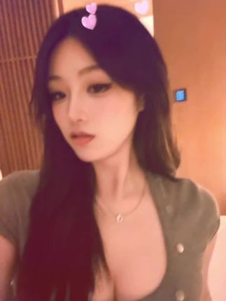 一个月没出门了 透透气