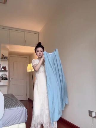 无袖背心连衣裙子女夏季2025新款海边度假高级感挂脖吊带沙滩长裙#女装 #夏季 #度假#连衣裙 #无袖