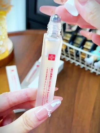 维生香B5唇部精华油,凡士林润唇膏保湿补水防干裂去死皮!