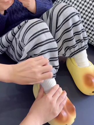 巨好穿!可以单穿内搭的打底裤,穿上暖和不臃肿,降温前真的要给孩子备两条#尼多熊 #儿童秋裤 #儿童打底裤 #面料柔软舒适