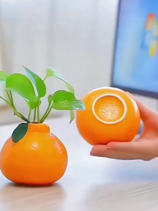 哇塞~简直被夸爆了!这个橘子花瓶造型好逼真,好高级哦!#橘子花瓶 #花瓶插花 #花瓶 #花瓶摆件 #居家插花