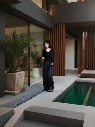2025早秋新款时尚休闲运动女装M113#2025早秋新款时尚休闲运动女装M113