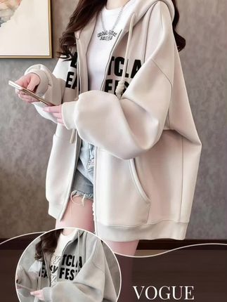 #秋季微胖穿搭测评 #古早穿搭又杀回来了 #梨形身材穿搭大赏 #休闲百搭 #卫衣 @DOU+上热门 @抖加🔥上热门🔥dou+🔥热点宝 @DOU+小助手
