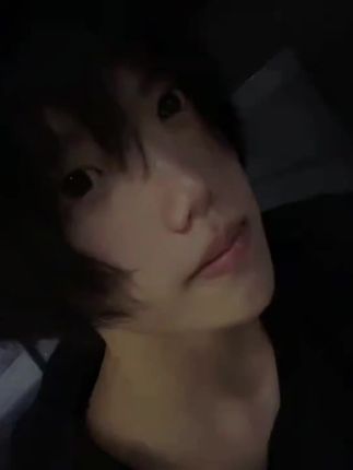 就当你是谁#宅男 #侧脸 #烧拽