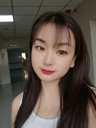 酒那么浓 心那么空 那么……也没有用