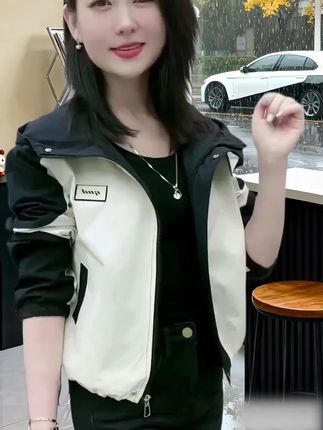 早秋新款短款高级感休闲连帽外套小个子穿搭#气质范 #高级感穿搭#显高显瘦显腿长#超便宜超划算#秋冬穿搭