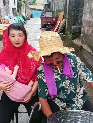 #农村搞笑段子 这几天生意也没用,老婆还给我气受,干脆把这娘母送回娘家,烦都烦死了