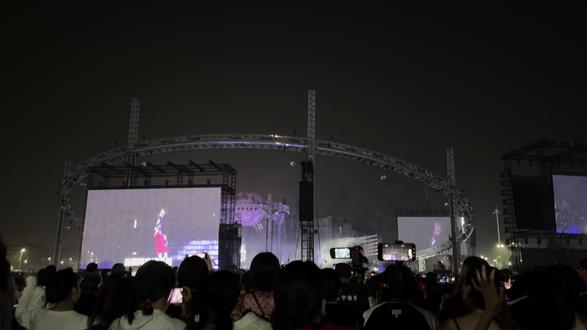 《疯人院》 让我们一起大喊——MA MA!!!