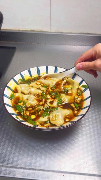 紫菜虾仁酸汤水饺#这个真的太好吃了 #美食 #抖音美食创作者