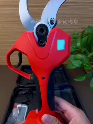 #废铜回收 #电动剪刀 #锂电修枝剪