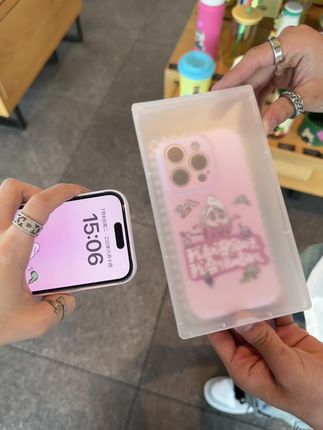 小新说:我就是命好~我财运会旺!好朋友 我们一人一个一起用吧#3c好物推荐 #蜡笔小新 #手机壳推荐 #这个手机壳真的长在我心巴上了