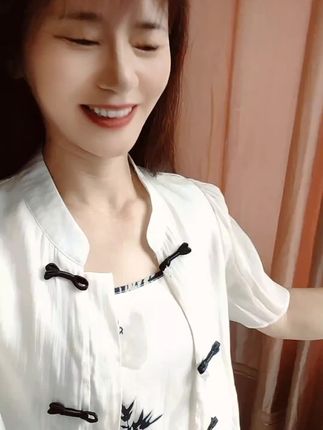 #好听的音乐总是触动人的心灵 ,热门歌曲《想你一次就看一次海》