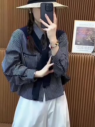 早秋韩版时尚百搭休闲设计感格子衬衣披肩长袖上衣#秋季新款#休闲百搭#谁穿谁好看