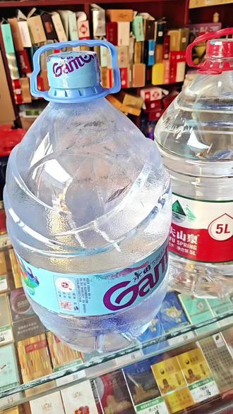 矿泉水冬天上冻好,还是不上冻好