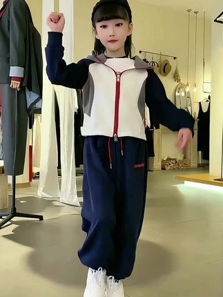 生个女儿吧!每天给她大份的漂漂亮亮的,出门都夸好看漂亮,长大会很有品位和气质#潮童穿搭 #春秋穿搭 #生女儿就要这样穿 #女童穿搭 #每日童装穿搭分享