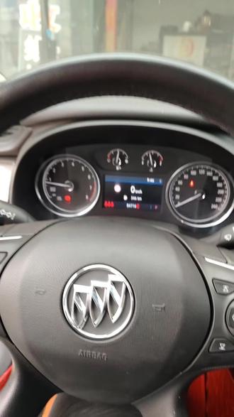 别克君越保养灯复位方法