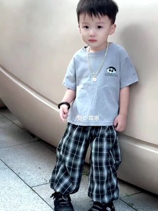 男童夏装套装2025新款灰色印花短袖T恤格子长裤时尚百搭潮酷炸街#儿童短袖套装 #儿童休闲套装 #夏季薄款套装