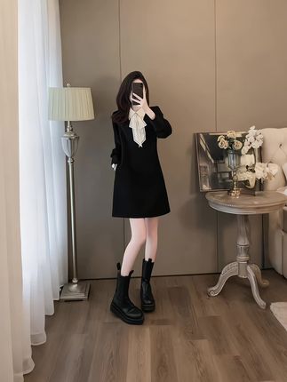 #黑色连衣裙 #秋冬连衣裙 #宽松显瘦连衣裙 #单穿内搭都好看 #赫本风连衣裙