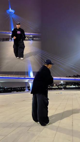 #《解不开的扣》教学视频简单易学喜欢的小伙伴动起来谢谢@曳舞华哥6487 @快乐超人(杨导) @曳舞【小侯】 @秋丽