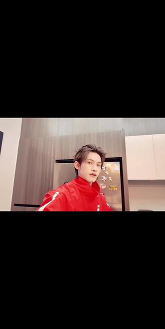 超甜小情侣 情人节一天vlog (已造谣莫辜负)#云熠