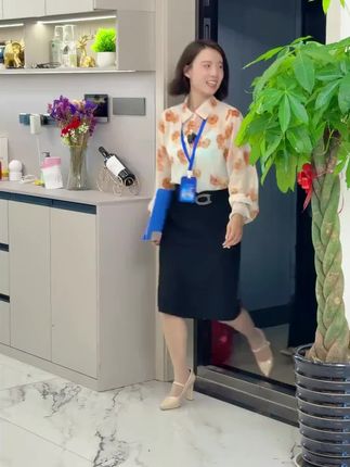 #张予曦毕雯珺真拍了红裙抱 #深情眼