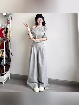 #简约穿搭 灰色气质慵懒风穿搭休闲运动套装女夏季露肩短袖阔腿长裤两件套#套装显瘦穿搭 #今日穿搭分享 #好看的衣服 #今天穿什么