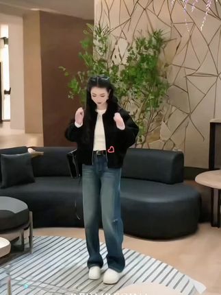 #张予曦毕雯珺真拍了红裙抱 #深情眼 #张予曦##毕雯珺##灵笼2完结