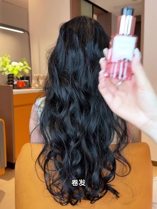 这个宝藏#护发精油 完全不输平时大几百的沙龙,用完头发又顺又滑,还有一股闻了很上头的伪体香!#护理 #半亩花田护发精油 #养发护发