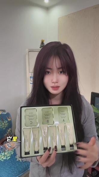 这个技能护手还能护甲的香氛护理套装,用完手滑滑嫩嫩的,真的太香了 #手部护理 #护手霜 #护手神器 #护手霜推荐 #护手