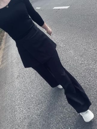 人生总有太多的来不及,一眨眼就是一天,一回头就是一年,/一转身就是一辈子,未知的一切,时刻提醒我们,世事无常,活在当下,人生并没有那么多的来日方#洋气减龄气质穿搭 #秒变大长腿 #女神的日常穿搭