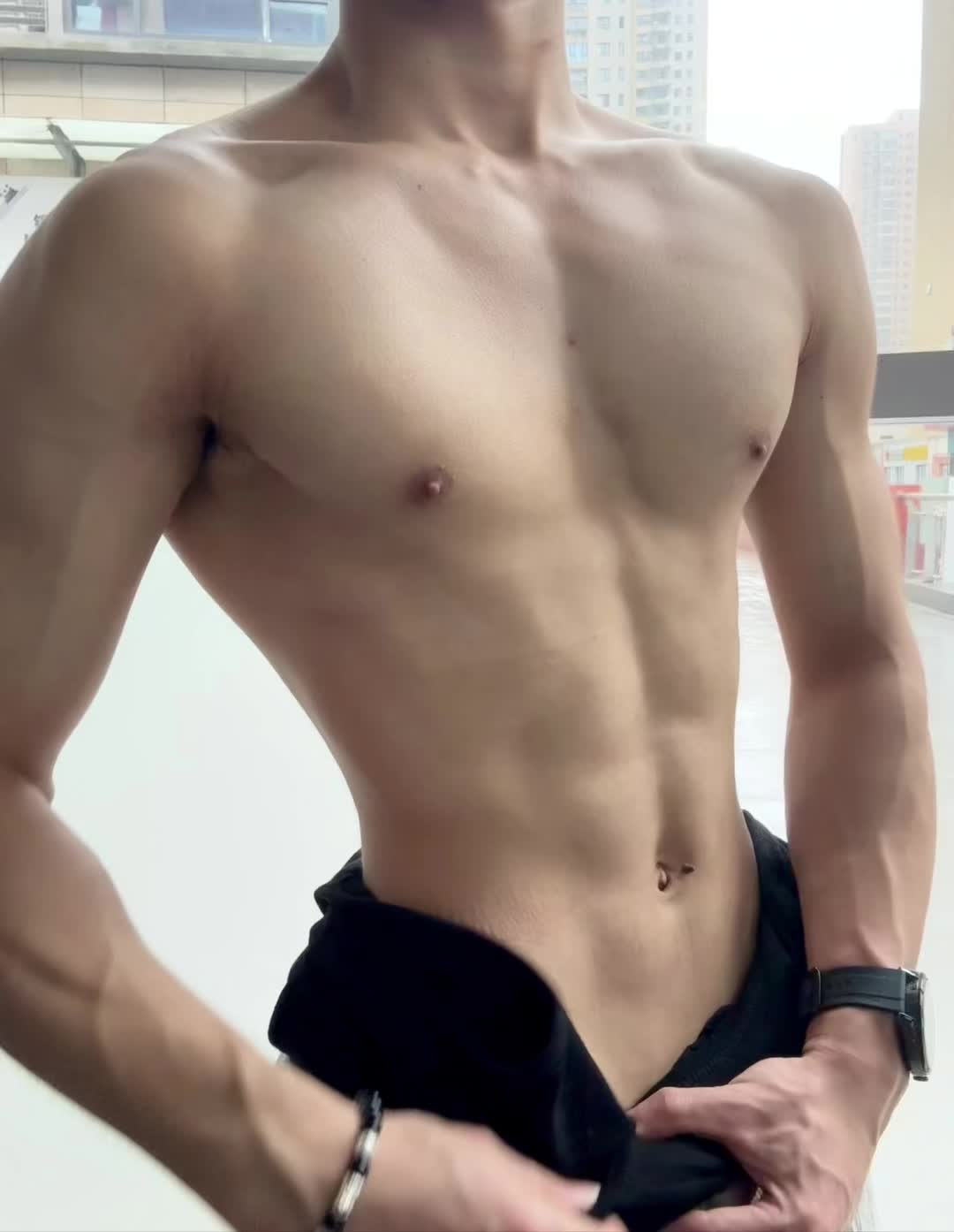 听一遍恋人 宝宝你会爱我吗 #腹肌 #禁欲系 #宽肩窄腰 #薄肌男孩 #dou上热门 @DOU+小助手 @DOU+上热门