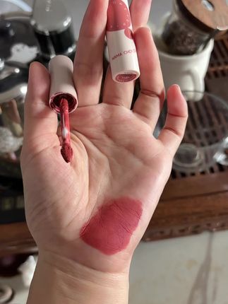 原相机拍摄🎬、显白又好看点#07号色#美妆 #口红💄 #平价彩妆 #平价好物