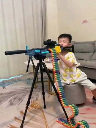 儿童玩具枪正版1911幼崽萝卜枪小胡萝卜刀软弹3D重力男孩手枪正品#有男 生会拒绝这个玩具吗