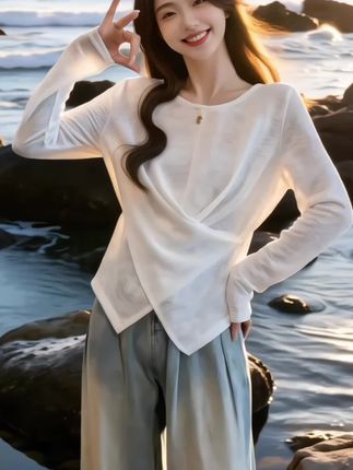 #秋季清冷感白月光穿搭 #通勤穿搭如何摆脱土气感#早秋高智感职场穿搭 #早秋显身材平价上衣合集 #被秋日氛围感穿搭拿捏了